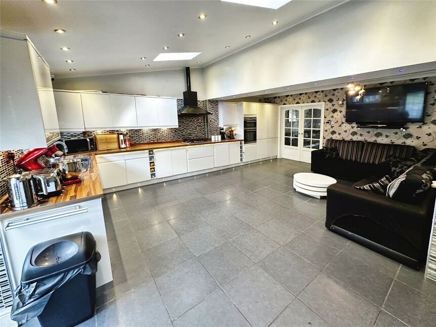 Kitchen / Diner / Family Room