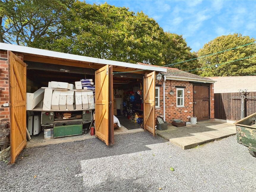 Triple Garage