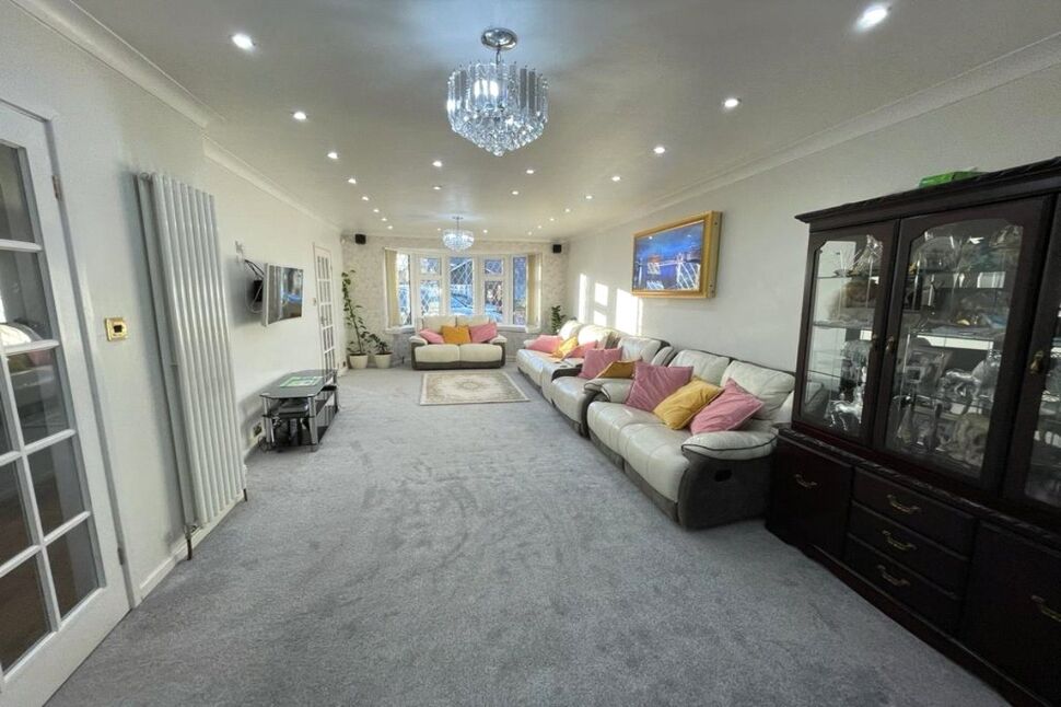 Main image of 4 bedroom Semi Detached House to rent, Robert Road, Exhall, Warwickshire, CV7