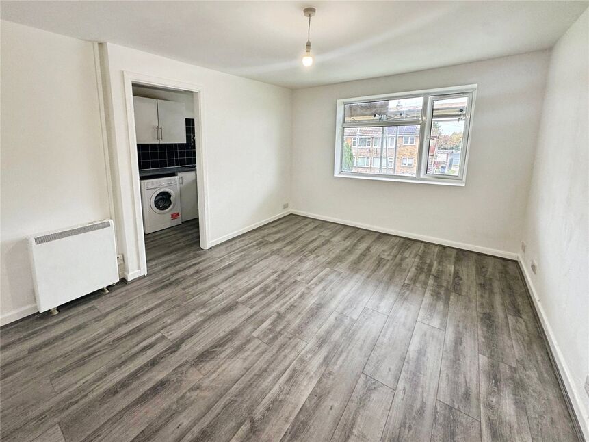2 bedroom  Flat to rent
