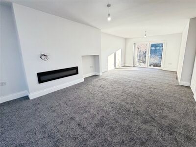 Windmill Road, 3 bedroom Semi Detached House to rent, &pound;1,200 pcm