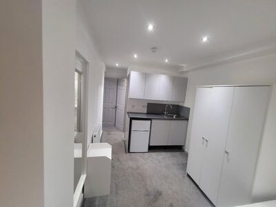 1 bedroom Room to rent