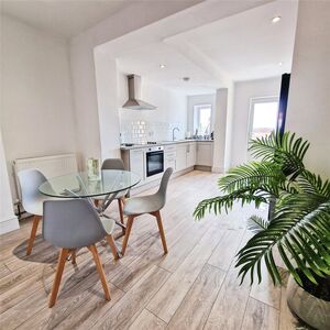 Windmill Road, 3 bedroom Semi Detached House to rent, &pound;1,100 pcm