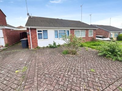 2 bedroom Semi Detached Bungalow for sale