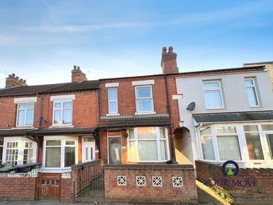 2 bedroom Mid Terrace House for sale