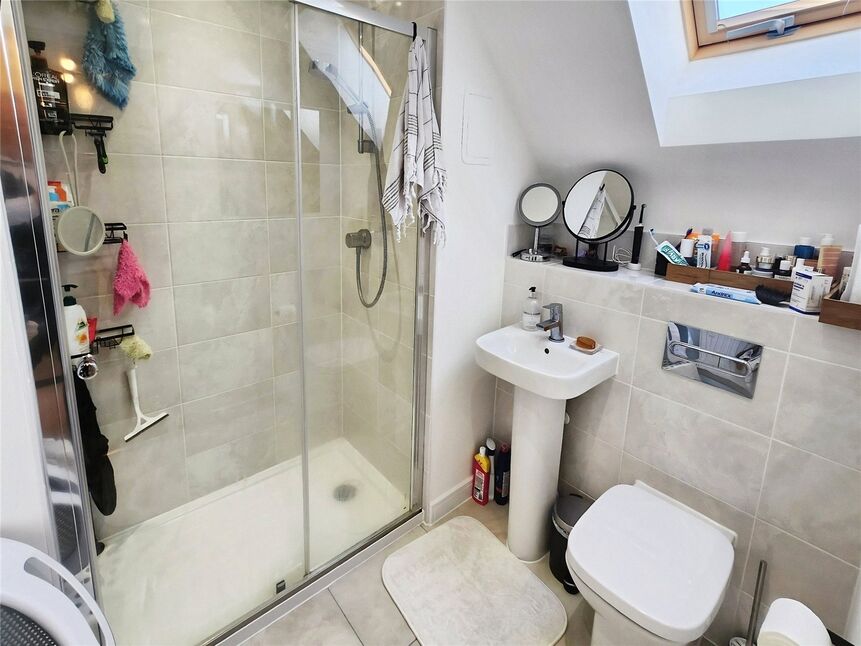 En-Suite Shower