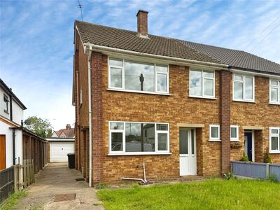 Arden Road, 3 bedroom Semi Detached House to rent, &pound;1,100 pcm