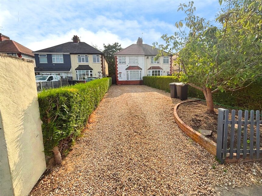 Main image of 3 bedroom Semi Detached House for sale, Nuneaton Road, Bulkington, Warwickshire, CV12