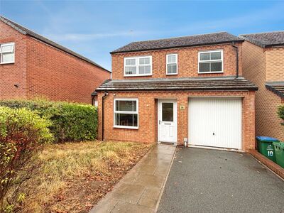 Cherry Tree Drive, 3 bedroom Detached House to rent, &pound;1,450 pcm
