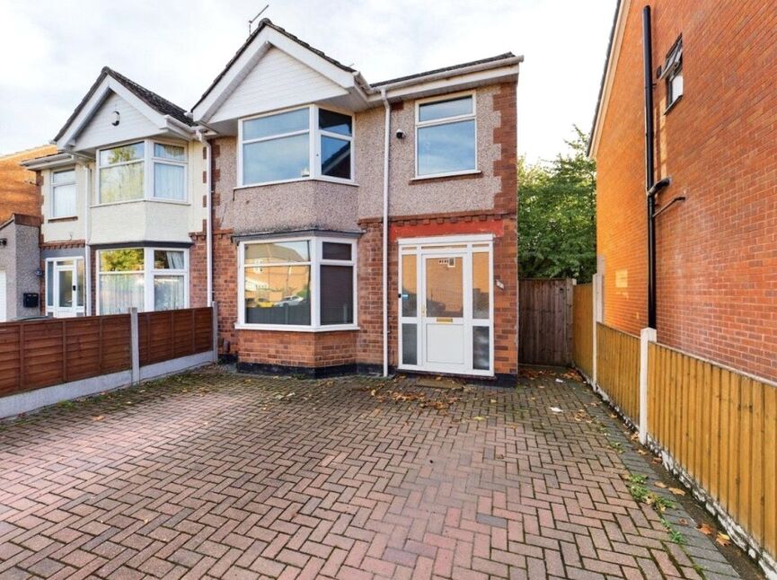 Main image of 3 bedroom Semi Detached House to rent, Hurst Road, Longford, West Midlands, CV6