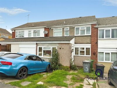 Mawnan Close, 3 bedroom Mid Terrace House to rent, &pound;1,100 pcm