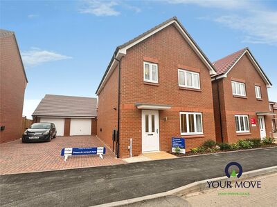 Leyland Road, 3 bedroom Detached House for sale, &pound;325,000