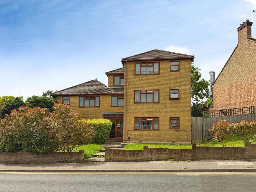 Main image of 2 bedroom Flat to rent, Mayplace Road East, Bexleyheath, Kent, DA7