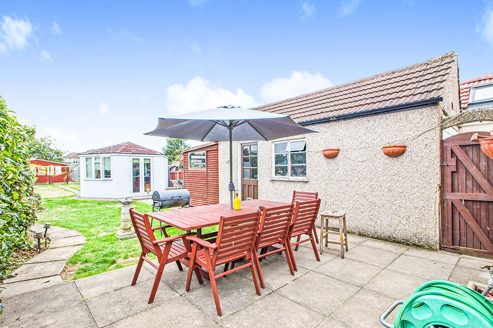 4 bedroom Semi Detached House for sale, Sheldon Road, Bexleyheath, DA7 £575,000