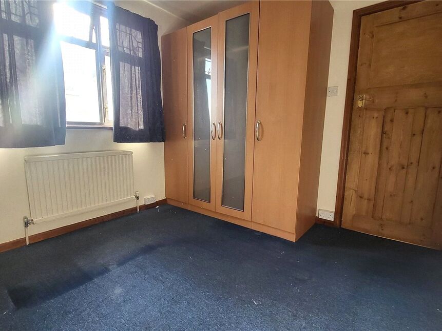 4 bedroom Semi Detached House for sale, Sheldon Road, Bexleyheath, DA7