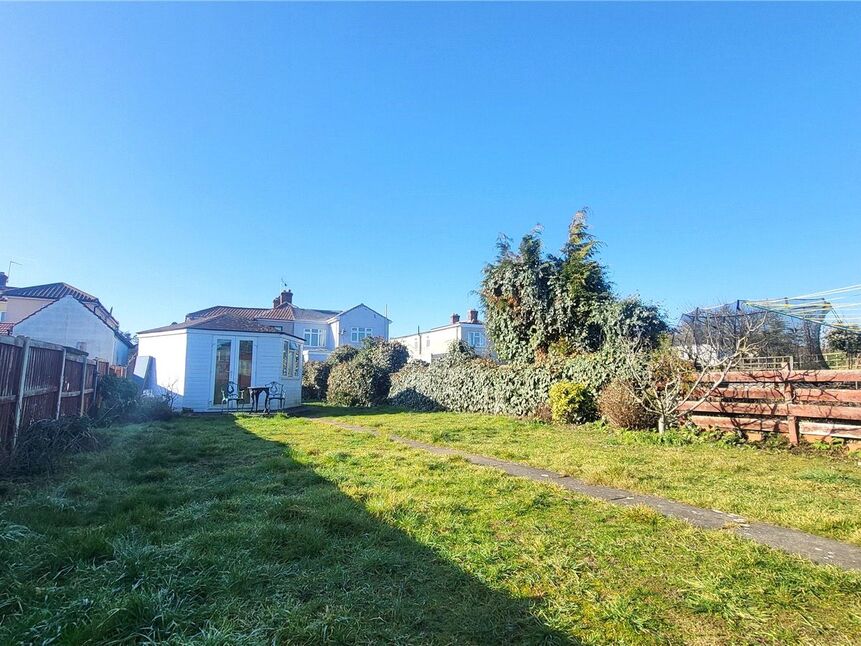 4 bedroom Semi Detached House for sale, Sheldon Road, Bexleyheath, DA7