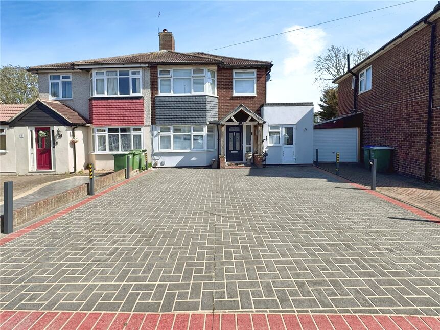 Main image of 4 bedroom Semi Detached House for sale, Foresters Crescent, Bexleyheath, DA7