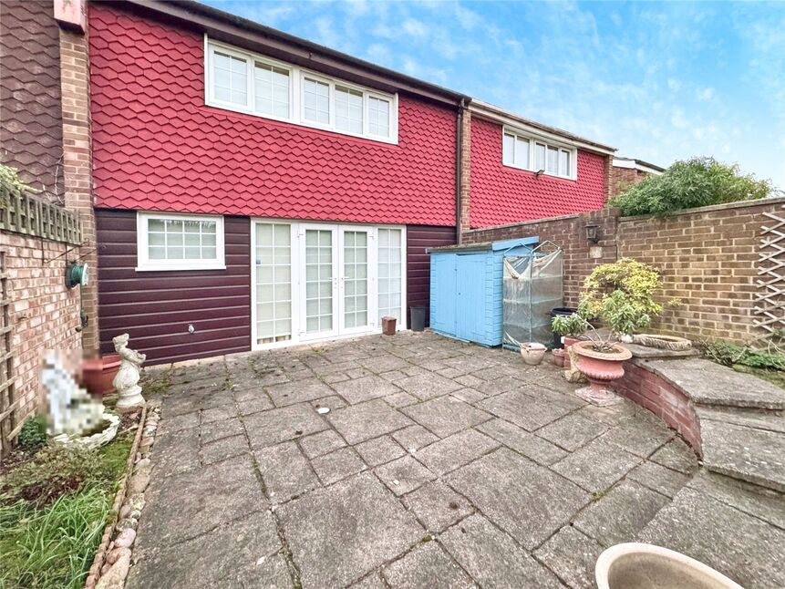 3 bedroom Mid Terrace House for sale, Hurst Road, DA5 £425,000