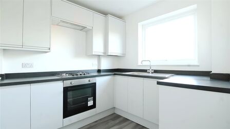 2 bedroom  Flat to rent