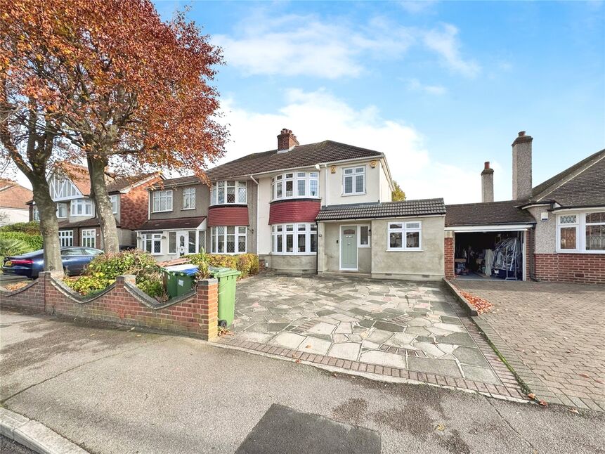 Main image of 4 bedroom Semi Detached House for sale, Bedonwell Road, Bexleyheath, DA7