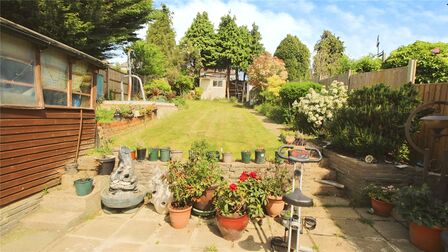 4 bedroom Semi Detached House to rent