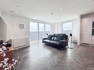 2 bedroom  Flat for sale