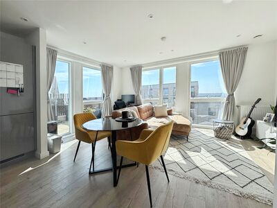 1 bedroom  Flat for sale