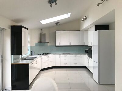 1 bedroom Semi Detached Room to rent