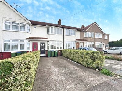 2 bedroom Mid Terrace House for sale