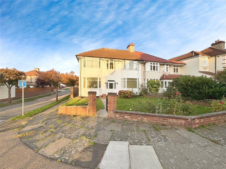 Main image of 6 bedroom Semi Detached House for sale, Hollingbourne Avenue, Bexleyheath, DA7