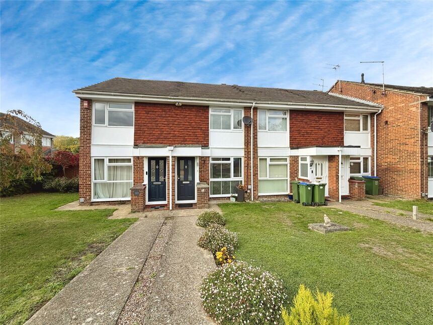 Main image of 2 bedroom Mid Terrace House for sale, Wordsworth Road, Welling, DA16