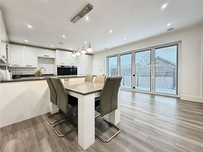 Monterey Close, 2 bedroom Detached Bungalow for sale, &pound;650,000