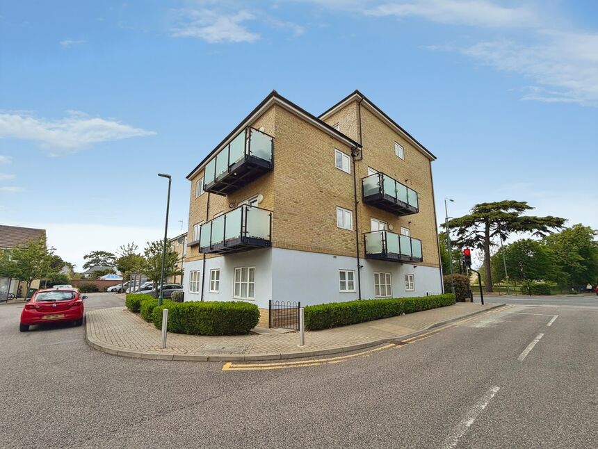 Main image of 2 bedroom Flat for sale, Talehangers Close, Crook Log, Kent, DA6