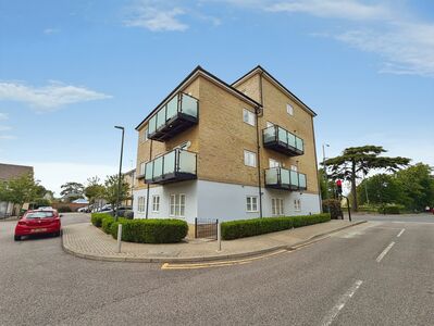 2 bedroom Flat for sale