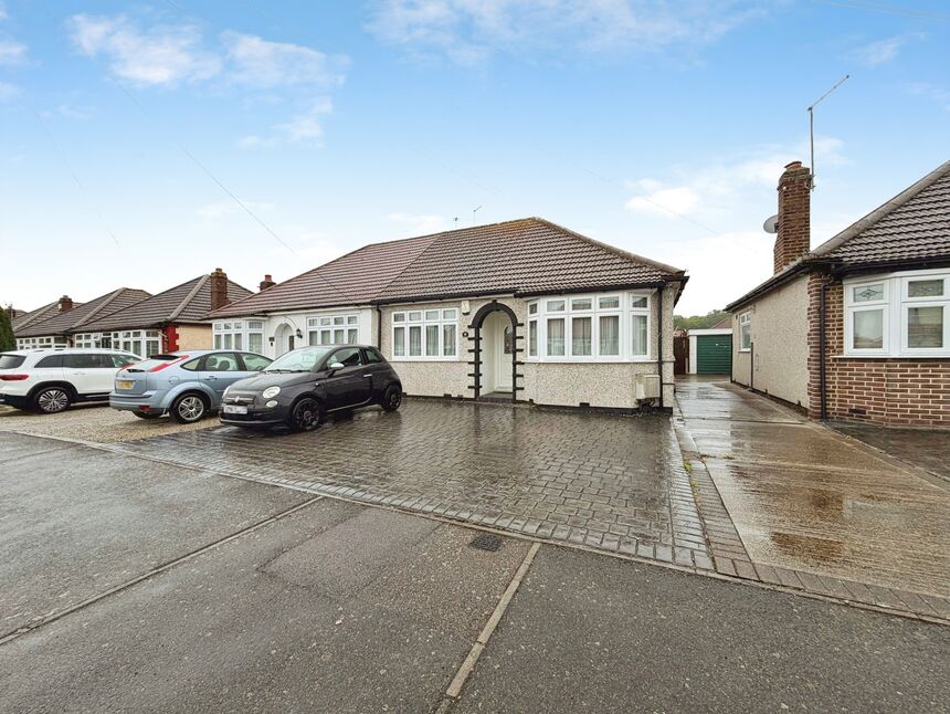 3 bedroom Semi Detached Bungalow for sale
