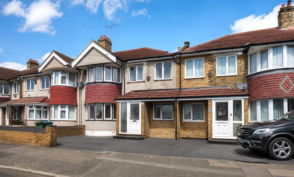 Main image of 4 bedroom Semi Detached House to rent, Axminster Crescent, Welling, DA16