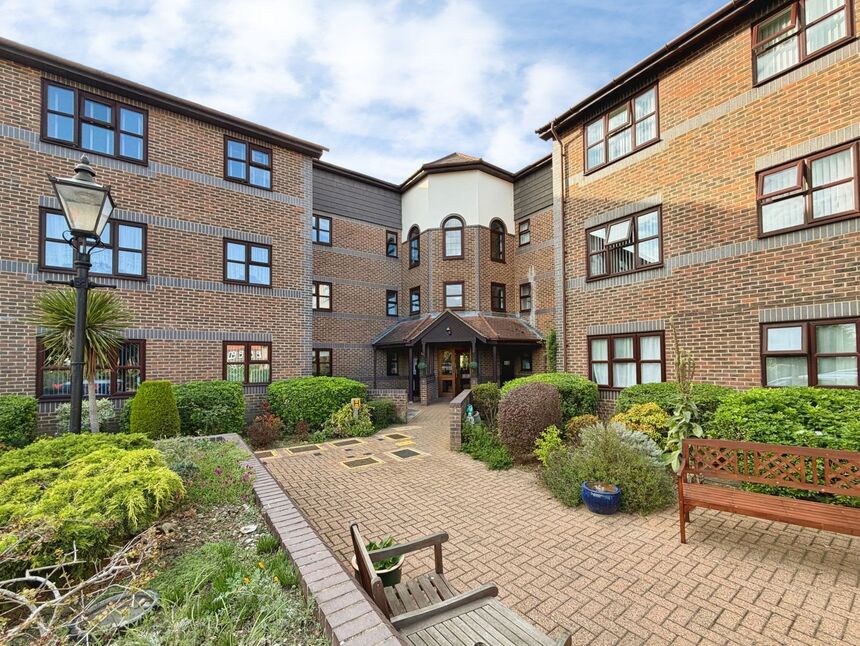 Main image of 1 bedroom Flat for sale, Pincott Road, Bexleyheath, DA6