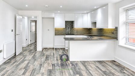 Broomfield Road, 2 bedroom Flat to rent, &pound;2,100 pcm