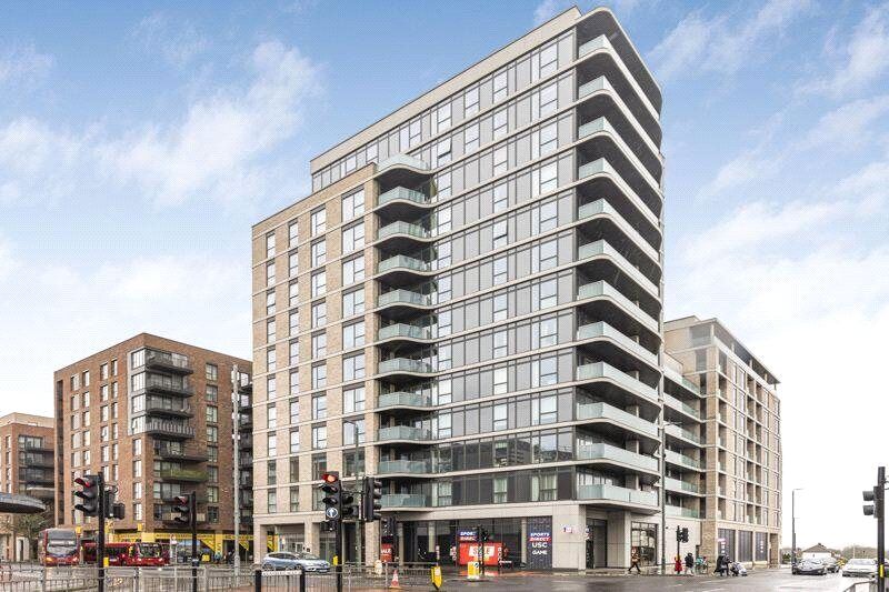 Main image of 2 bedroom Flat for sale, Regal Walk, Bexleyheath, DA6