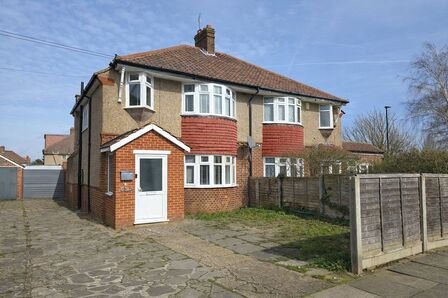 Wricklemarsh Road, 3 bedroom Semi Detached House for sale, &pound;550,000