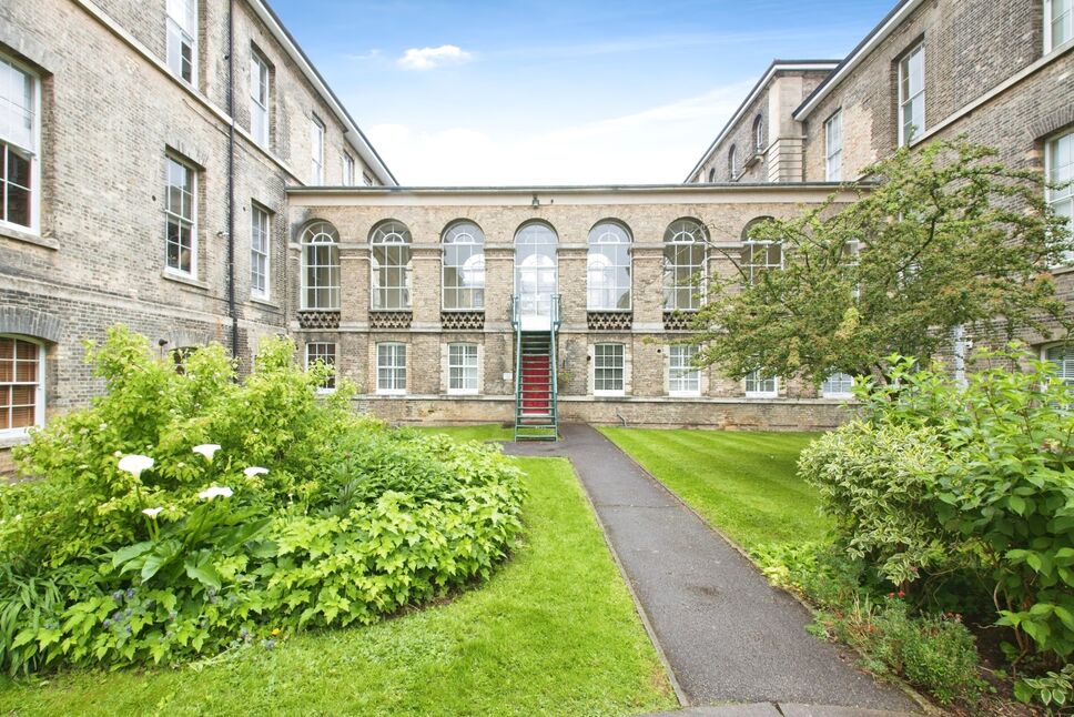 1 bedroom Flat for sale, Royal Herbert Pavilions, Gilbert Close, SE18