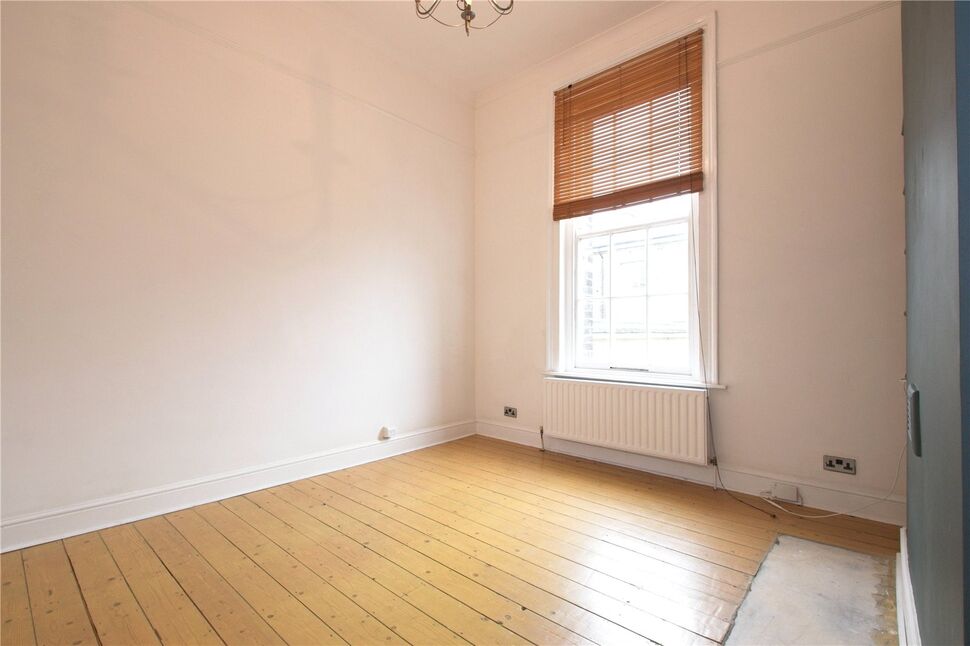 1 bedroom Flat for sale, Royal Herbert Pavilions, Gilbert Close, SE18