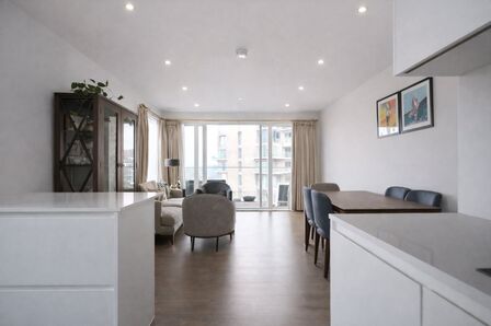 Kidbrooke Park Road, 2 bedroom Flat for sale, &pound;675,000