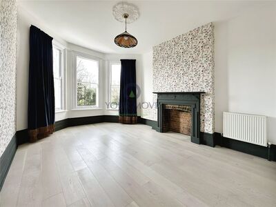 1 bedroom  Flat to rent