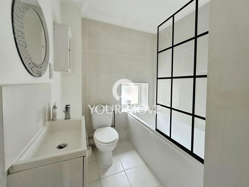 Main image of 2 bedroom Flat to rent, Shooters Hill Road, London, SE3