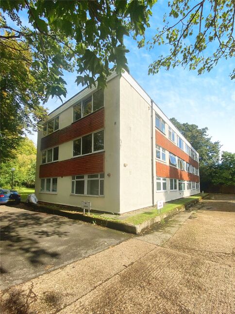 Main image of  Flat for sale, Liskeard Gardens, London, SE3