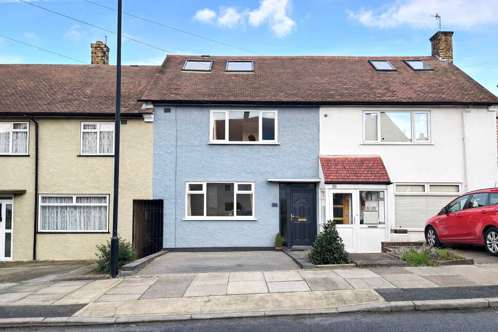 Main image of 3 bedroom Mid Terrace House for sale, Holburne Road, London, SE3