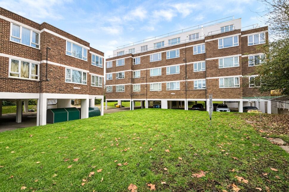 Main image of 2 bedroom Flat for sale, Westcombe Park Road, London, SE3