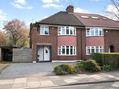 Wricklemarsh Road, 3 bedroom Semi Detached House for sale, &pound;950,000