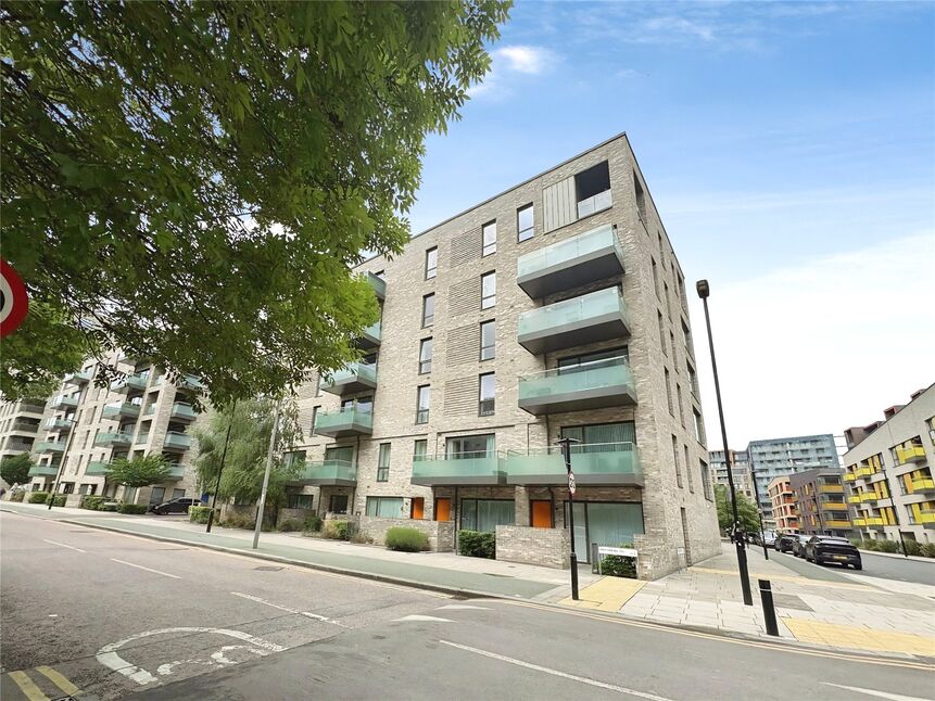 Main image of 3 bedroom Flat for sale, West Parkside, London, SE10